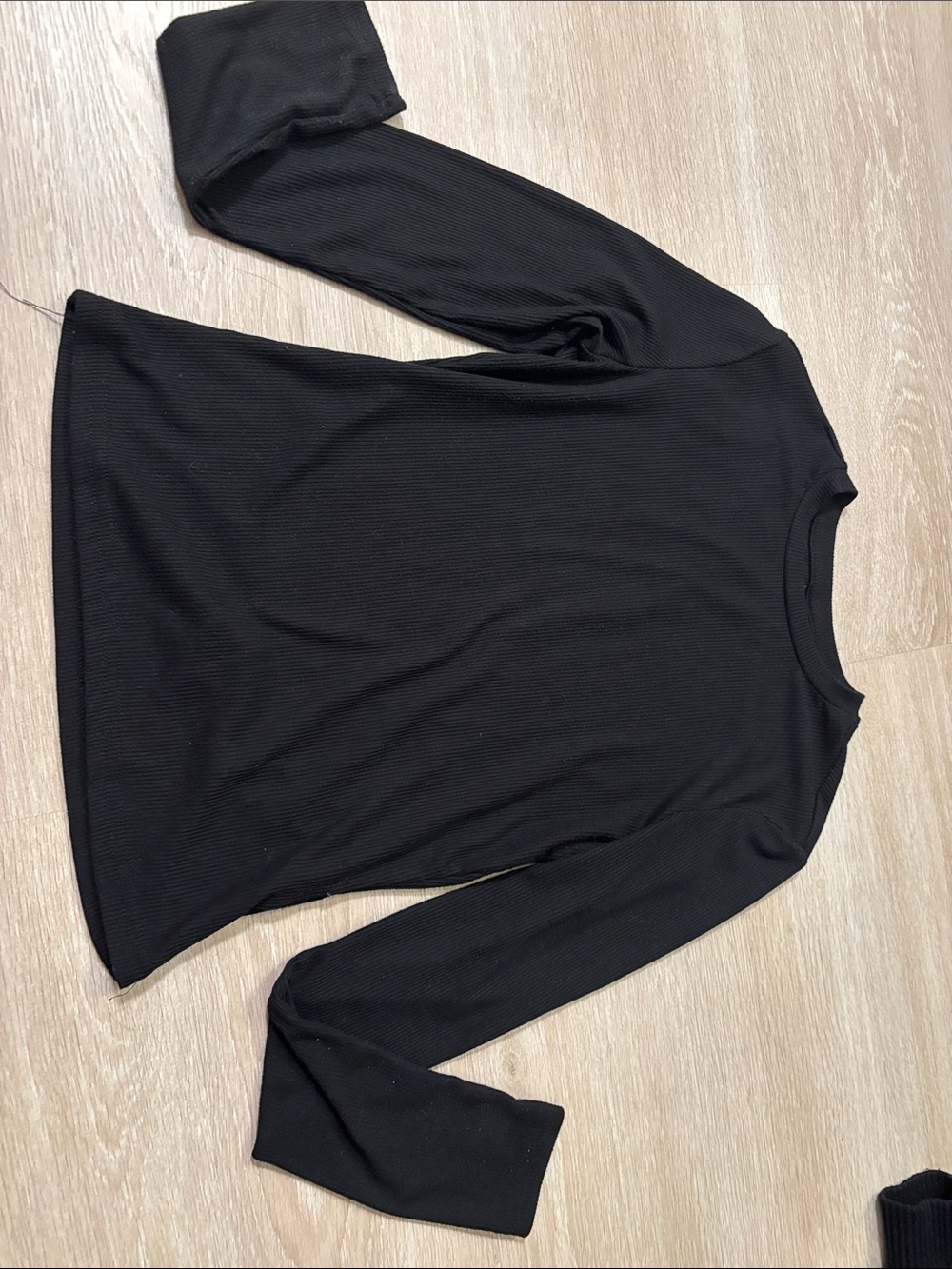 SHEIN women’s long sleeve black t shirt